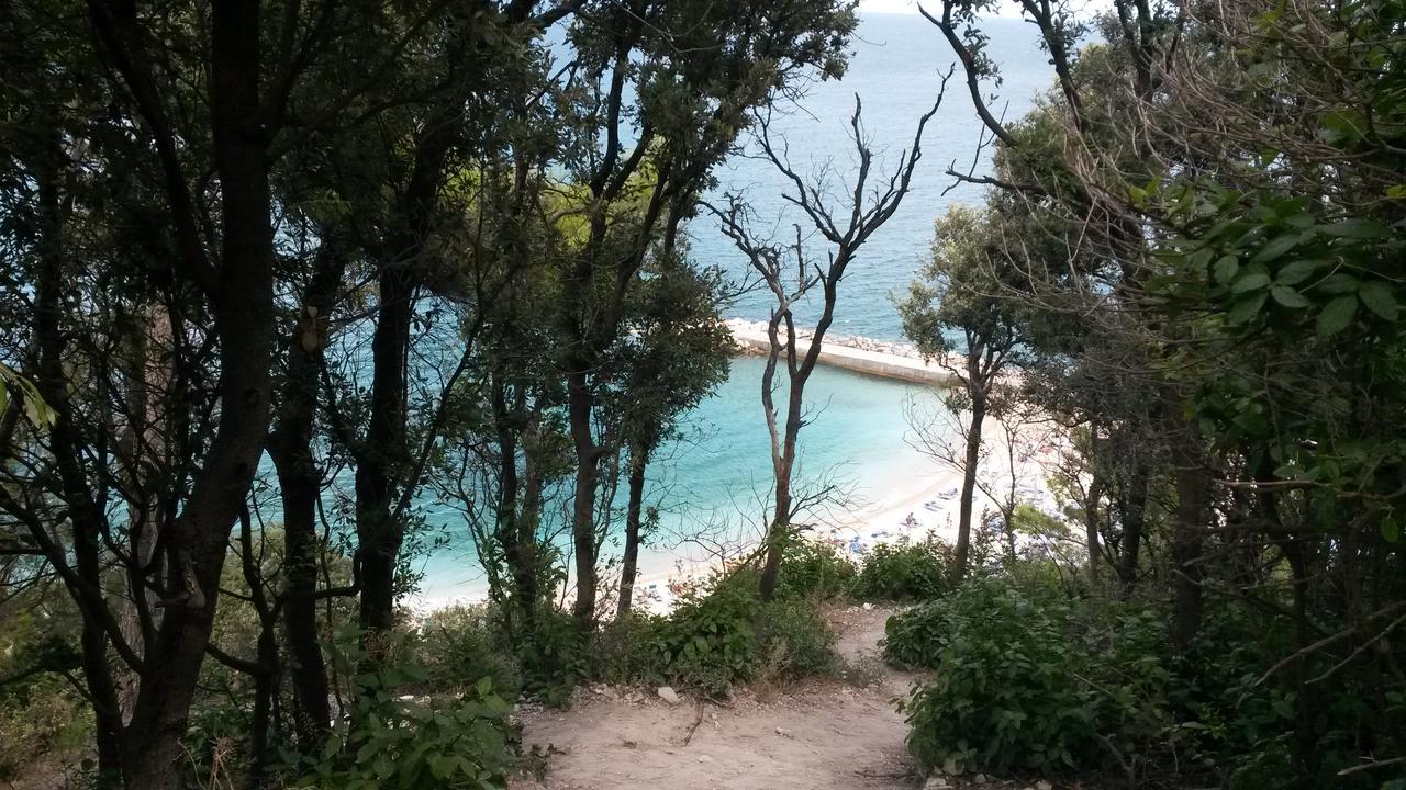 Akwaba Guesthouse Molino Ciccolini Dış mekan fotoğraf